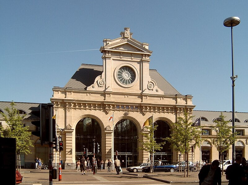 Namur treinstation 2007 05 01 10.22